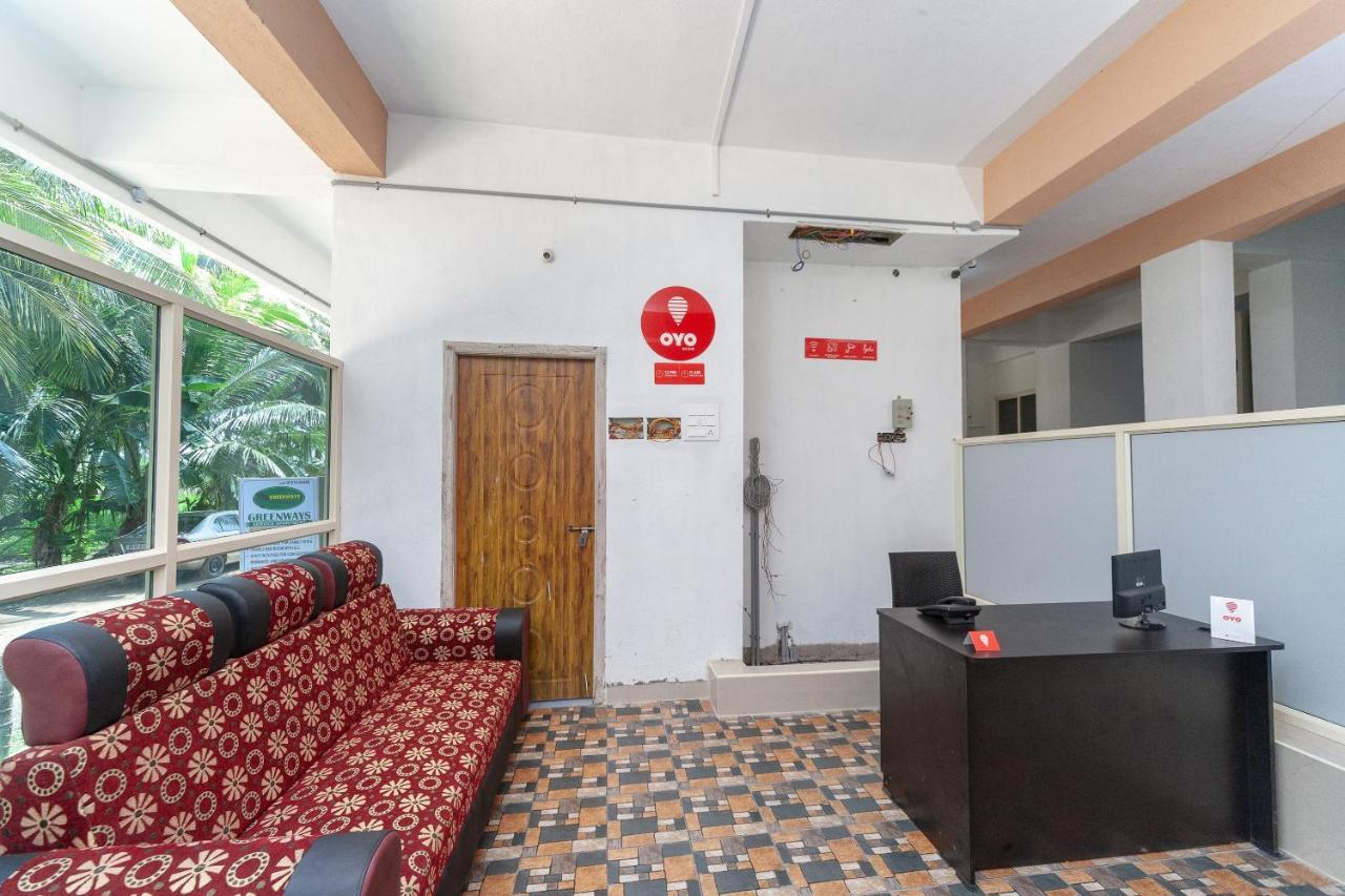 Oyo 19663 Greenways Residential Homestay Pūrnānkuppam Exterior foto