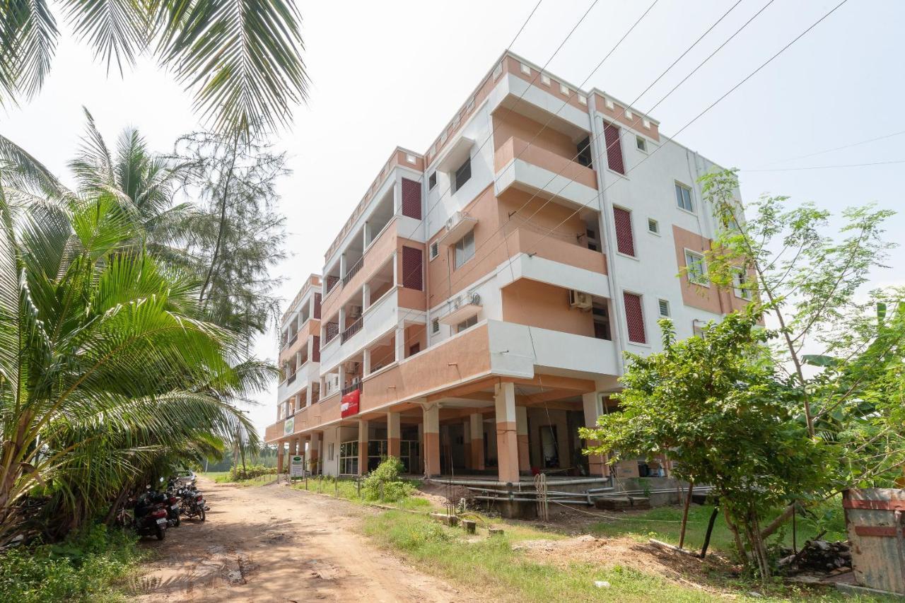 Oyo 19663 Greenways Residential Homestay Pūrnānkuppam Exterior foto